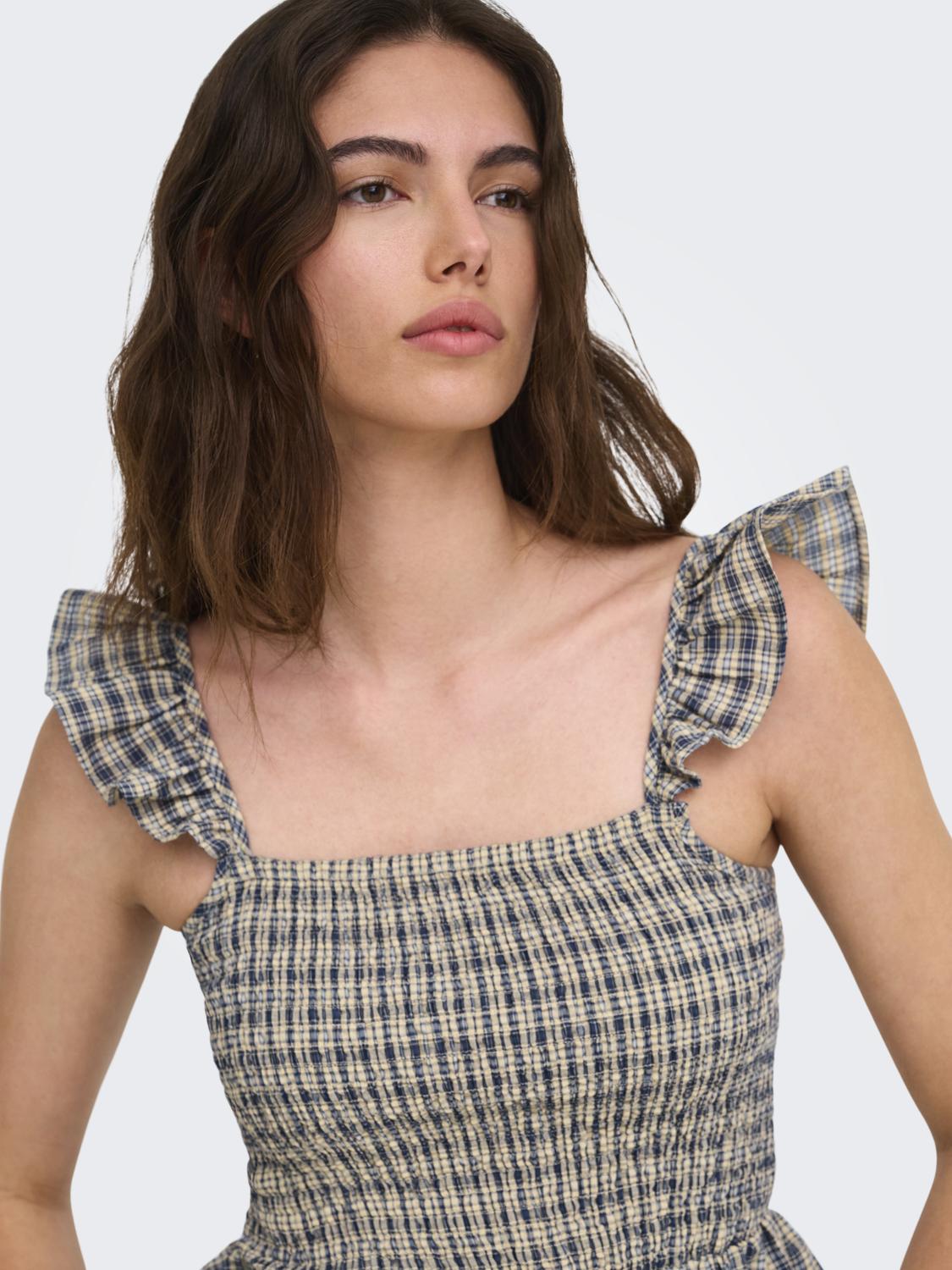 model_shot-detail